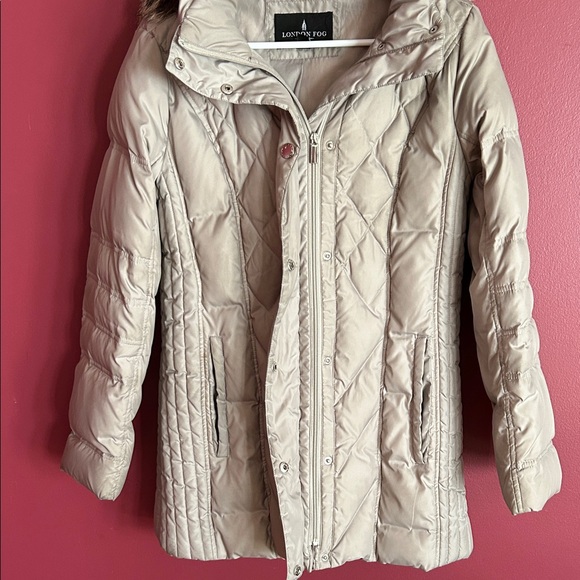 London Fog Women's Beige/Tan Quilied/Puffer Coat - Picture 4 of 5